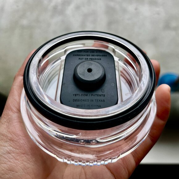 YETI Rambler 20 oz Travel Mug, with Stronghold lid - Picture 8 of 9